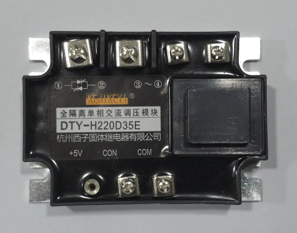 Solid State Relay (SSR) reference image supplied by Rangoli Fab Studio